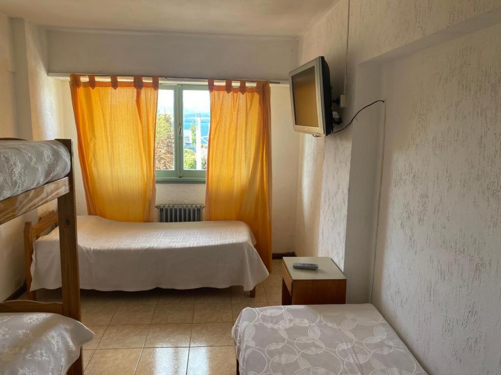 Alojamiento Curru Leuvu Bariloche Hotell Exteriör bild