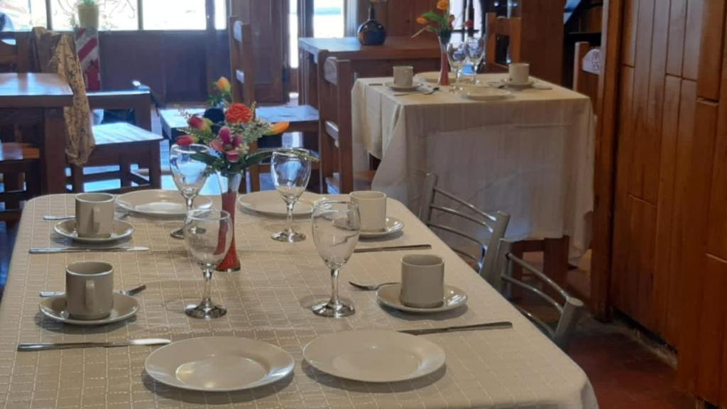 Alojamiento Curru Leuvu Bariloche Hotell Exteriör bild